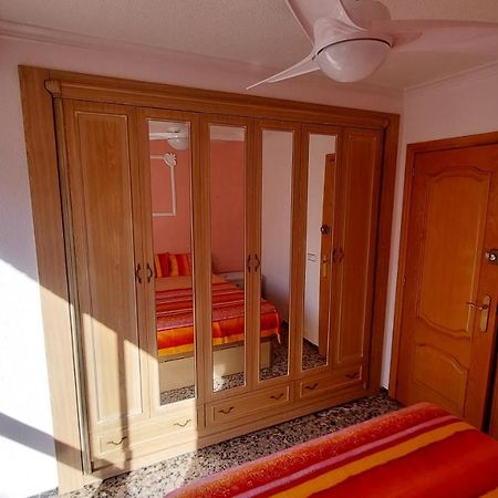 Central Accommodation Alicante Exterior photo